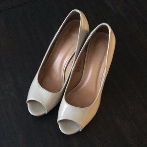 Nude heels